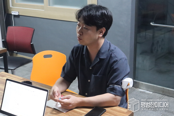 김 대표는 군인시절 다른 병사들이 휴가를 잘 따낼 수 있게 도와주었다. <사진=서정일 기획국장>
