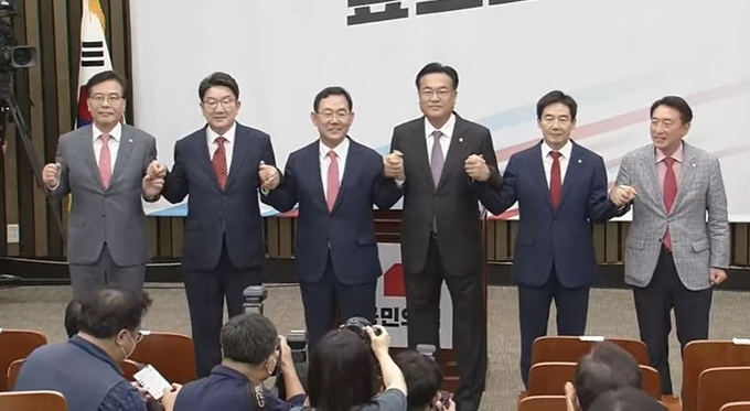 주호영 원내대표와 정진석 비대위원장 체제로 굴러가게 된 국민의힘 지도부. <사진=SBS 캡처>
