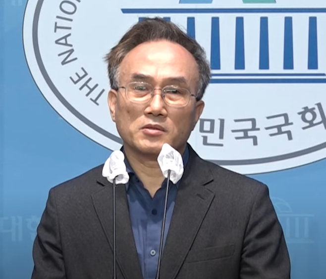 안창용 국민재산되찾기 운동본부 사무국장의 모습. <사진=일요서울 TV 캡처>