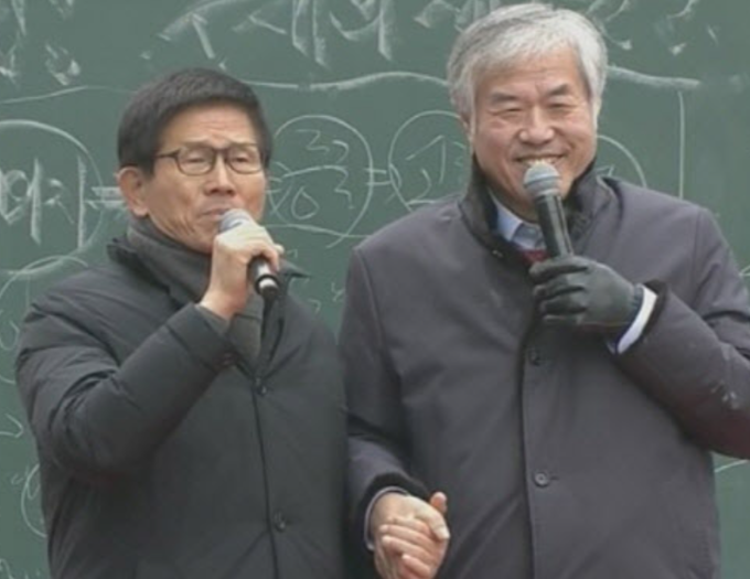 2017년 이후 김문수 후보는 전광훈 목사와 손을 잡고 극우 아스팔트 세력으로 활동한 바 있다. <사진=전광훈TV 캡처>