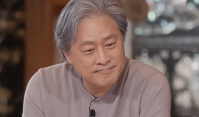 <유퀴즈 온더 블럭>에 출연한 박찬욱 감독의 모습. <사진=TVN 캡처>