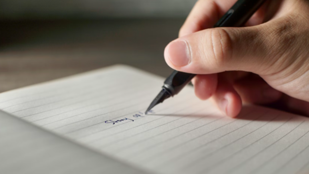 “글쓰기는 내게 각별한 의미의 노동이다”