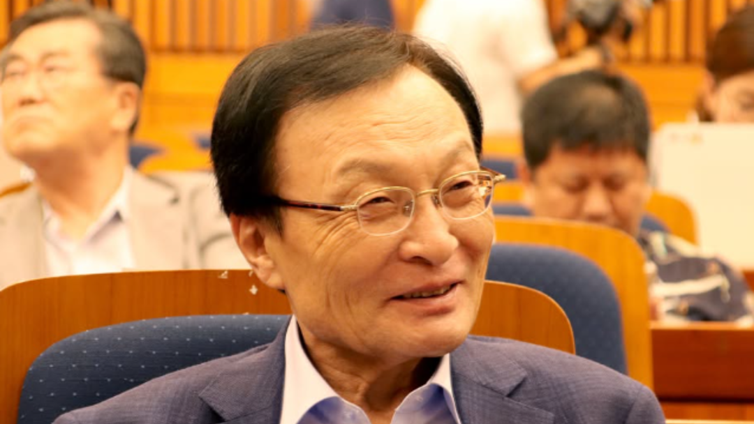 정치인 이해찬은 “민주당의 유능한 권력자”